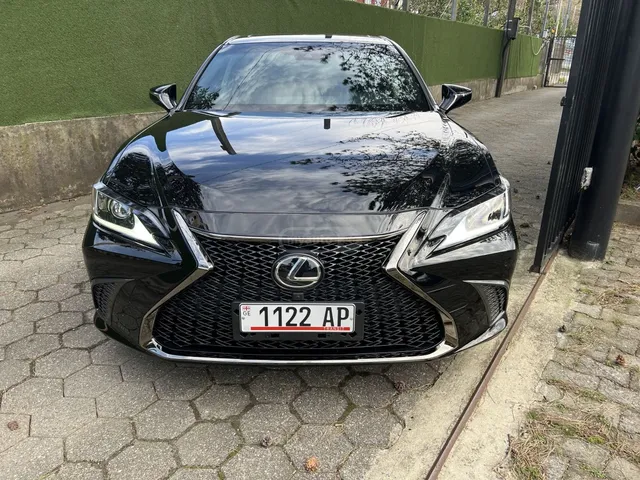 Lexus A W D — миниатюра 1