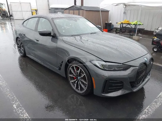 BMW EDRIVE40 — миниатюра 1