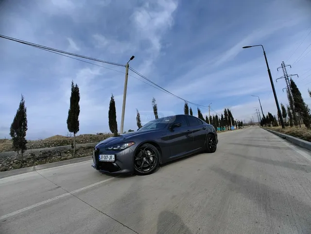 Alfa Romeo VELOCE — миниатюра 1