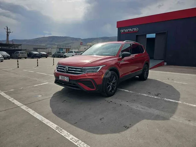 Volkswagen Volkswagen Tiguan — миниатюра 1