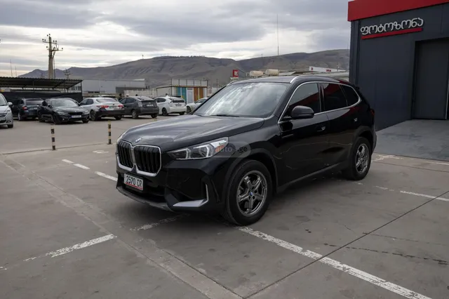 BMW Bmw X1 — миниатюра 1