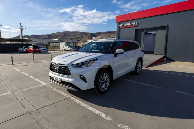 Toyota Toyota Highlander — миниатюра 1