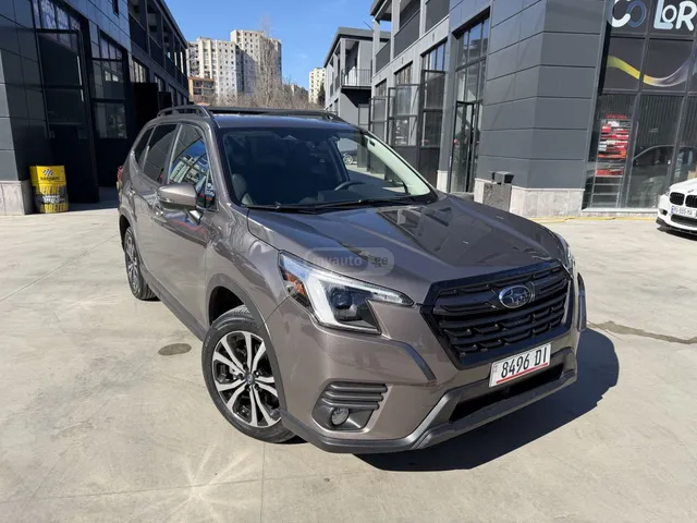 Subaru Premium 4dr All-Wheel Drive CV — миниатюра 1