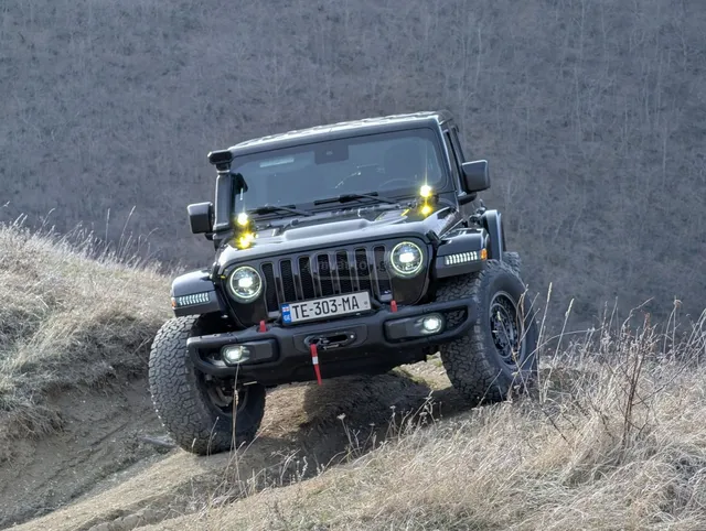 Jeep Rubicon 4dr 4x4 Automatic — миниатюра 1