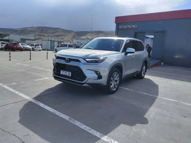 Toyota LIMITED — миниатюра 1