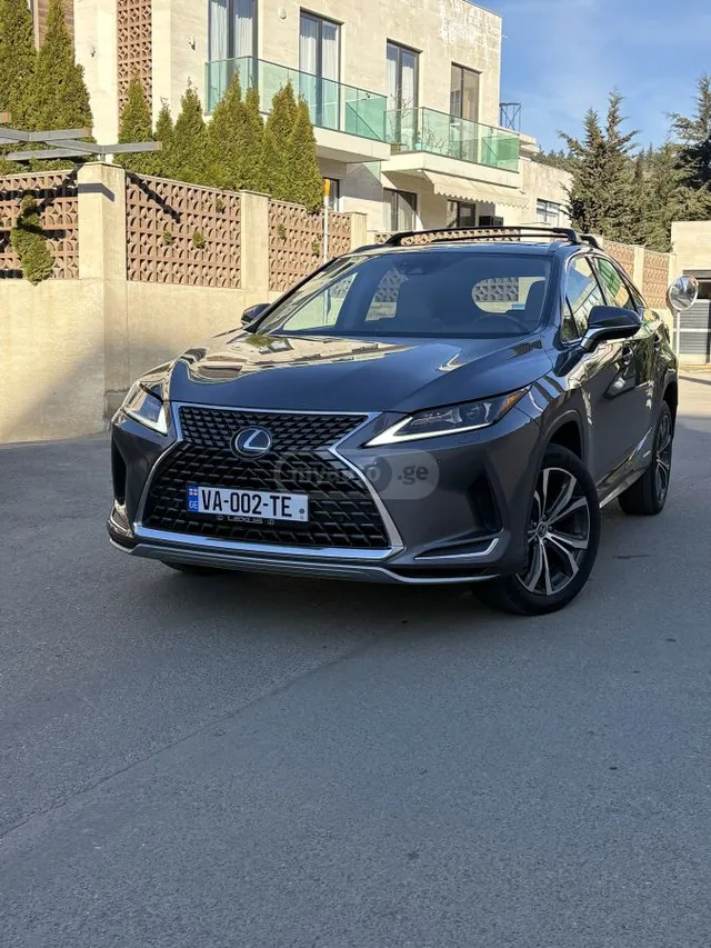 Lexus Base 4dr All-Wheel Drive CVT — миниатюра 1