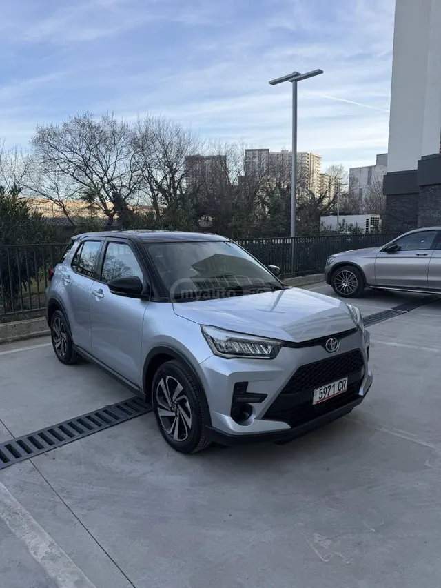 Toyota Проходной!150т.р таможня!1.0 б — миниатюра 1