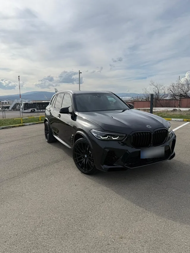 BMW xDrive40i 4dr All-Wheel Drive — миниатюра 1