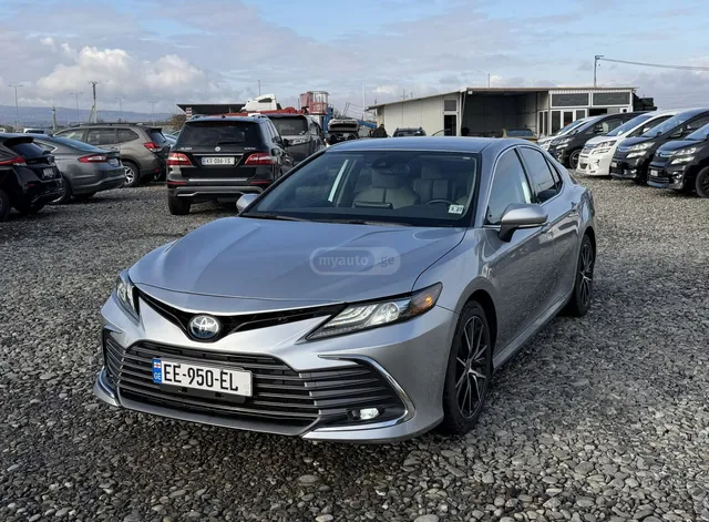 Toyota XLE hybrid — миниатюра 1