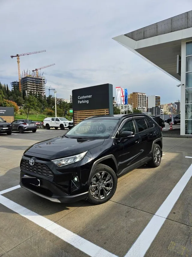 Toyota Centris — миниатюра 1