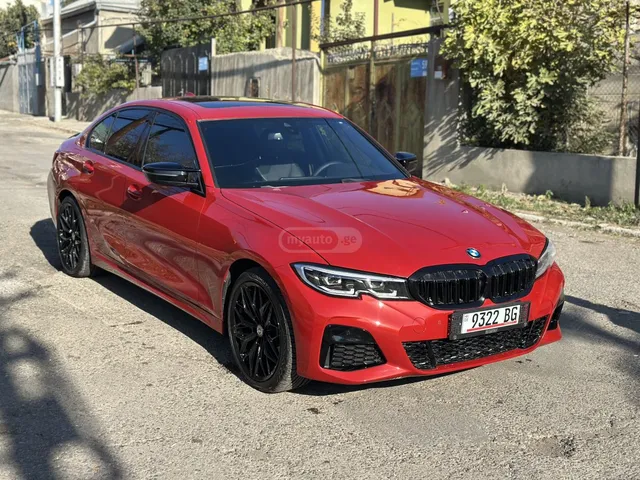 BMW Base 4dr Rear-Wheel Drive Seda — миниатюра 1