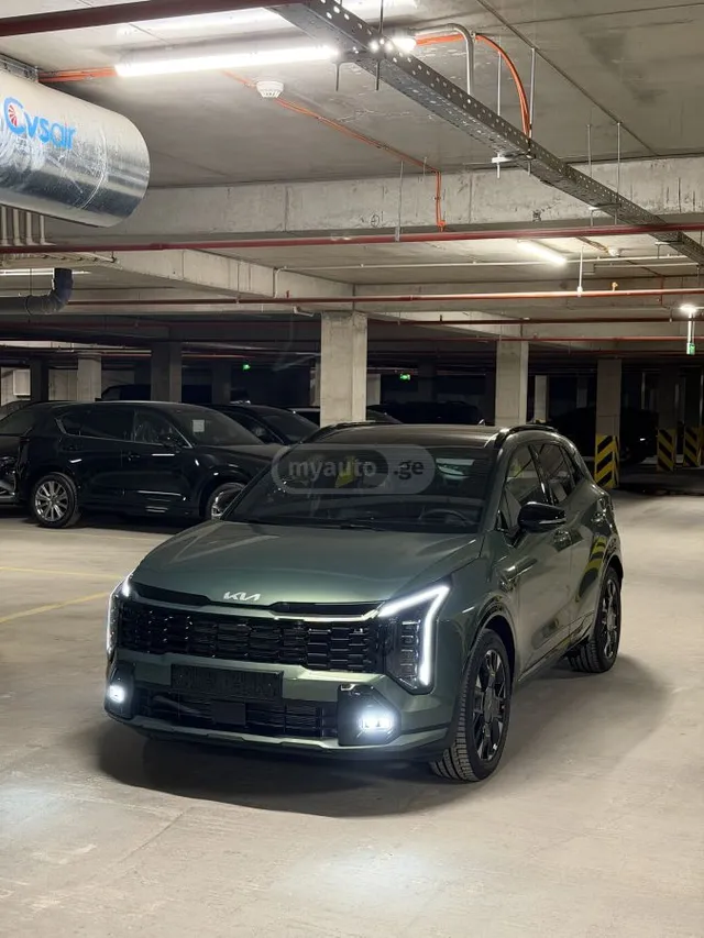 Kia ПРОХОДНОЙ 156 Л.С — миниатюра 1