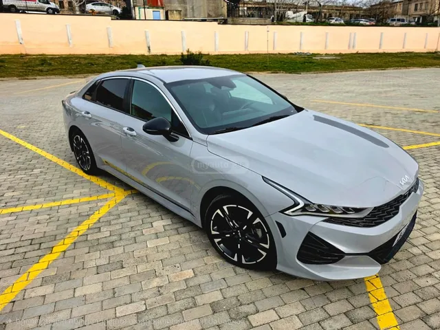 Kia GT-LINE — миниатюра 1