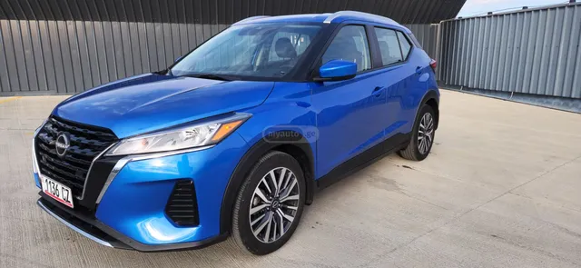 Nissan SV 4dr Front-Wheel Drive CVT — миниатюра 1