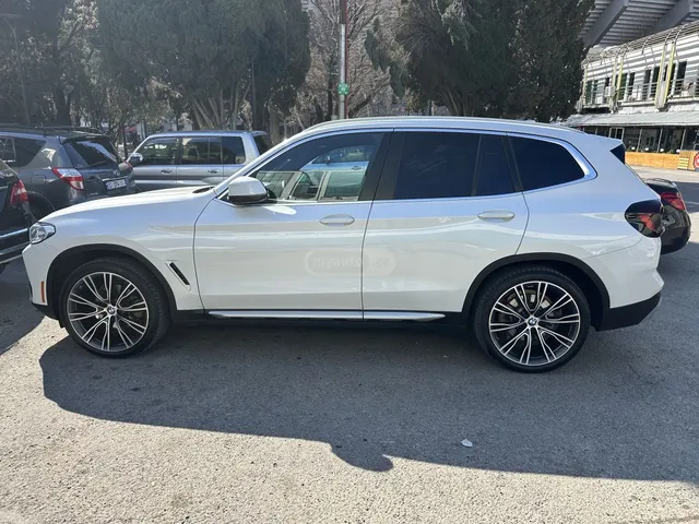 BMW sDrive30i 4dr 4x2 Sports Activ — миниатюра 1