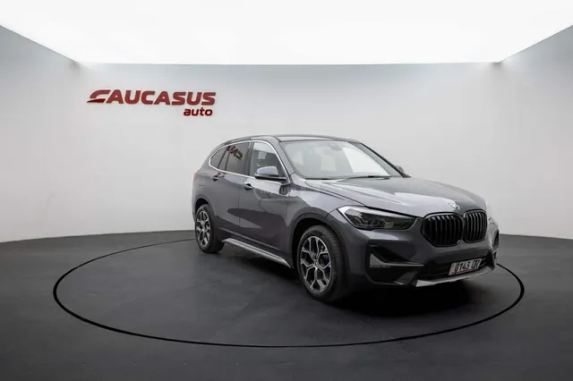 BMW f48 — миниатюра 1