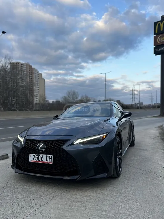 Lexus F SPORT — миниатюра 1