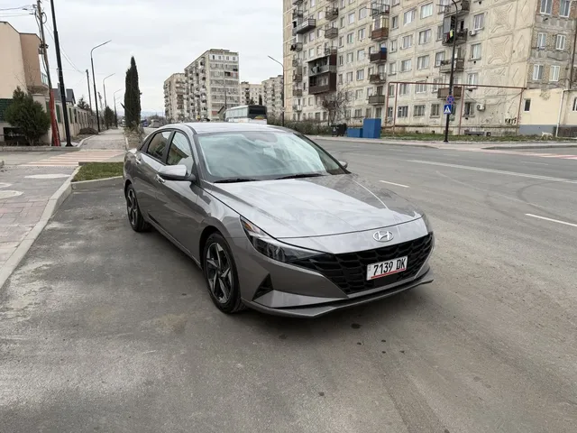 Hyundai SEL 4dr Sedan — миниатюра 1