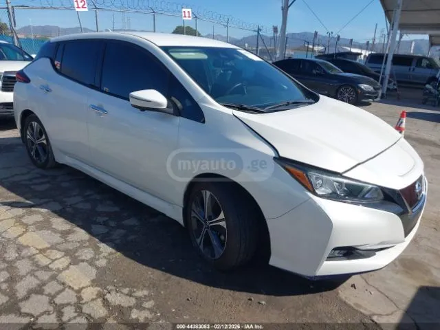 Nissan SV PLUS 4dr Hatchback Automati — миниатюра 1