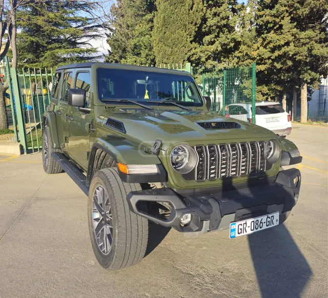 Jeep SAHARA — миниатюра 1