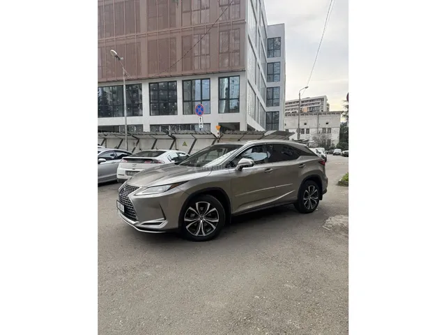 Lexus Luxury 4dr All-Wheel Drive CVT — миниатюра 1