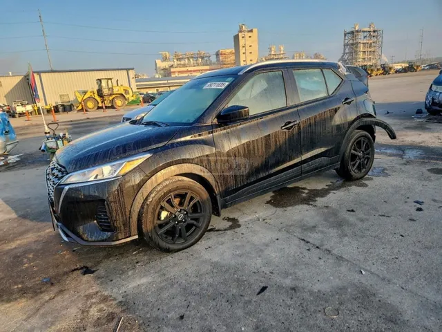 Nissan SV 4dr Front-Wheel Drive CVT — миниатюра 1