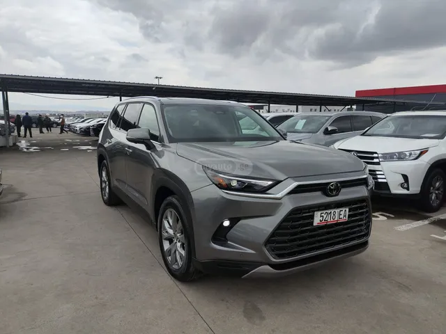 Toyota LIMITED — миниатюра 1