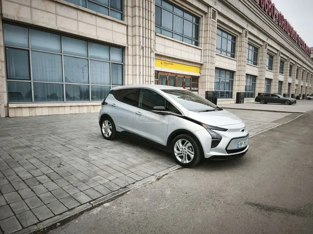 Chevrolet 1LT 4dr Wagon Automatic — миниатюра 1