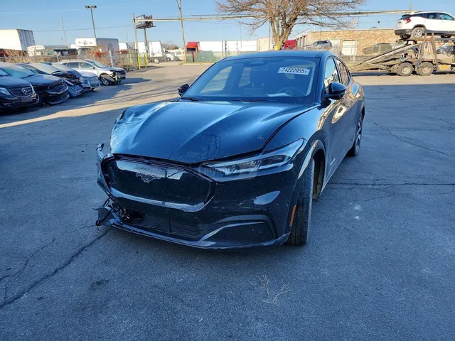 Ford Premium 4dr All-Wheel Drive Au — миниатюра 1