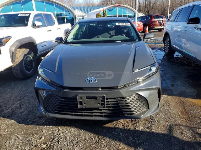 Toyota LE — миниатюра 1