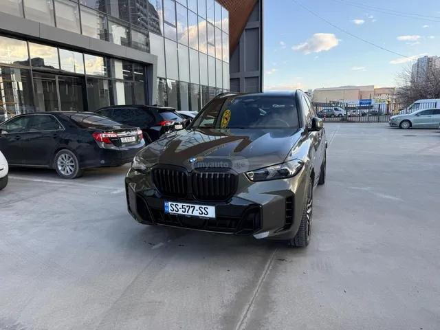 BMW xDrive40i 4dr All-Wheel Drive — миниатюра 1