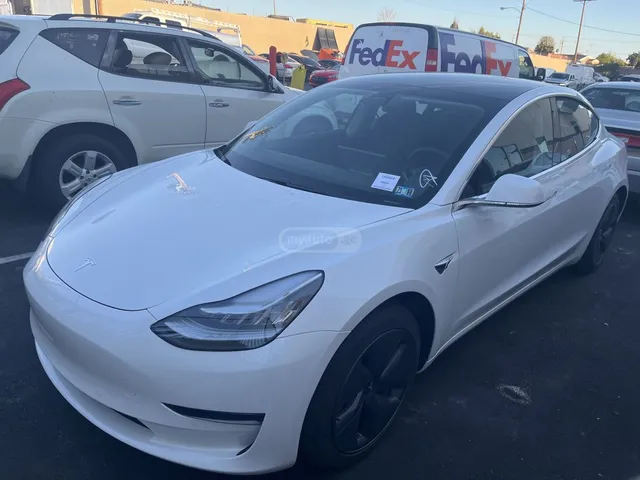 Tesla AWD DUAL MOTOR LONG RANGE — миниатюра 1