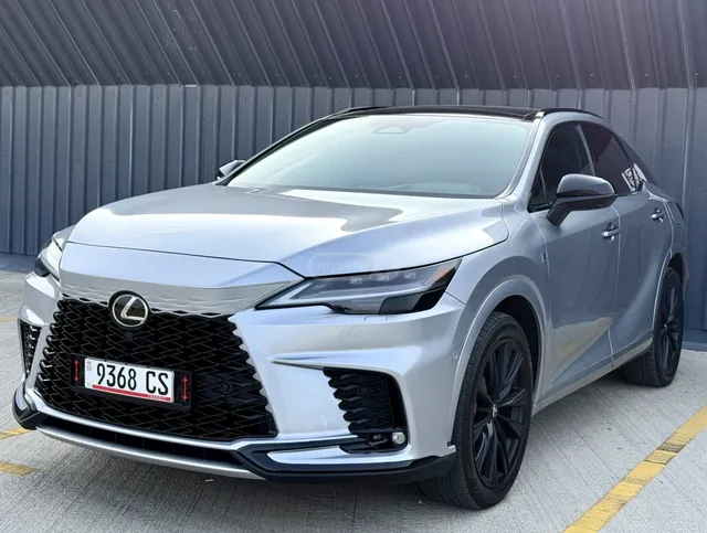 Lexus F Sport Full — миниатюра 1