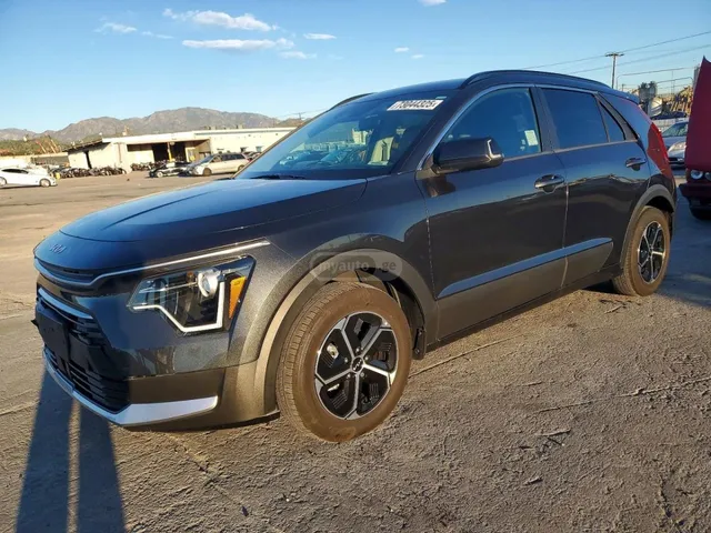 Kia EX — миниатюра 1