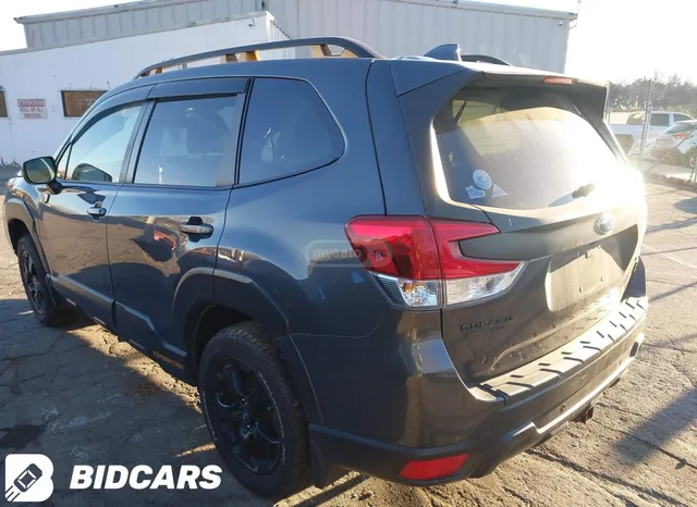 Subaru Premium 4dr All-Wheel Drive CV — миниатюра 1