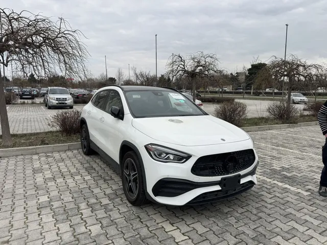 Mercedes-Benz Base GLA 250 4dr Front-Wheel D — миниатюра 1