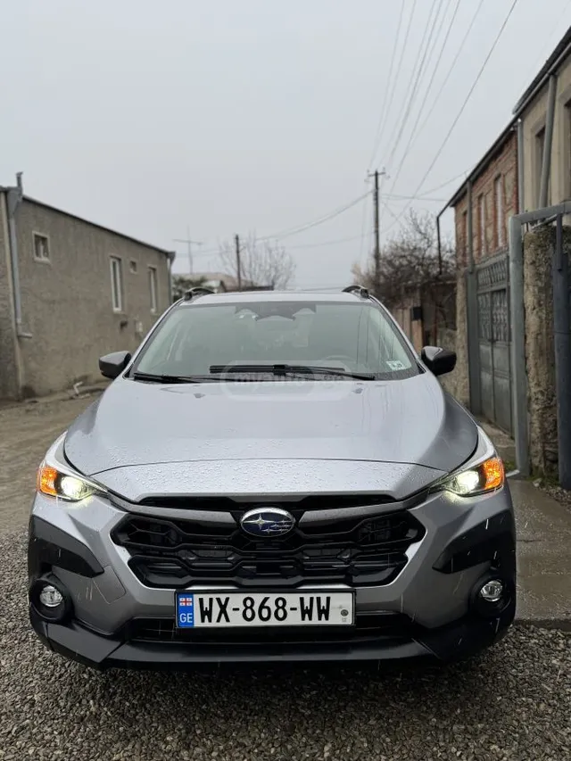 Subaru Premium 4dr All-Wheel Drive CV — миниатюра 1