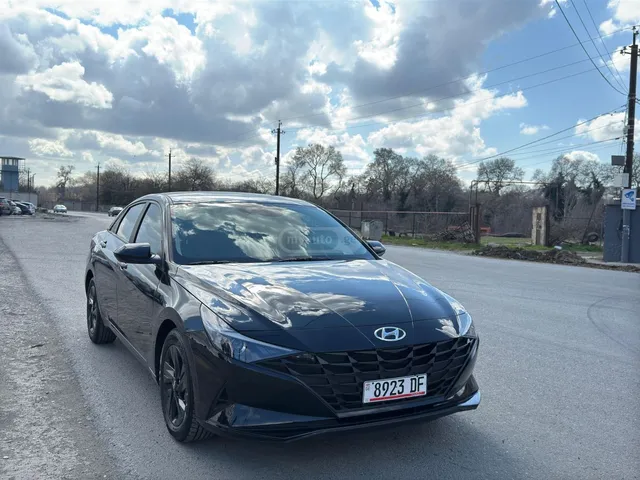 Hyundai SE 4dr Sedan CVT — миниатюра 1