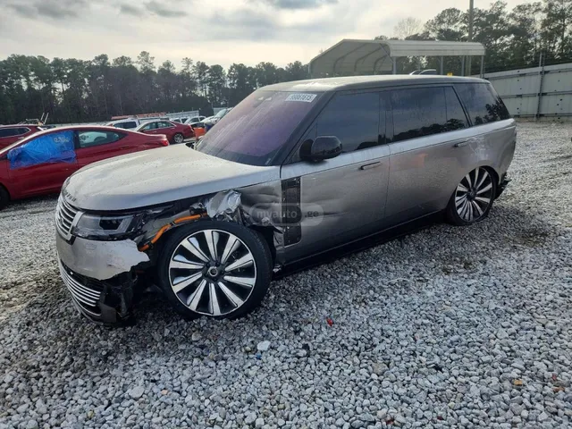 Land Rover First Edition 4dr 4x4 Automati — миниатюра 1