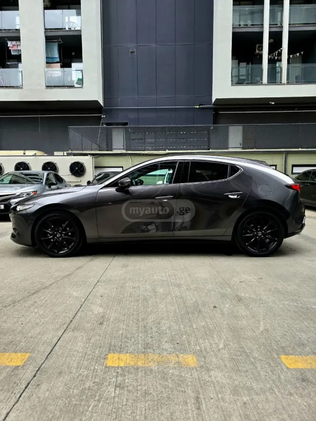 Mazda Premium — миниатюра 1