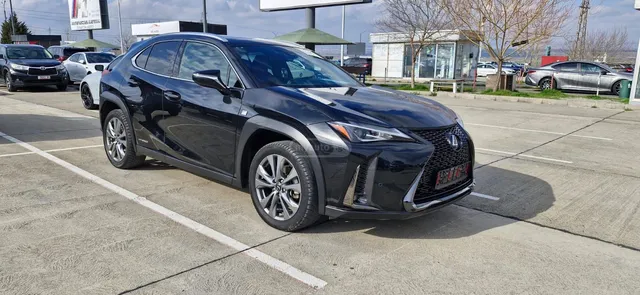 Lexus F Sport — миниатюра 1