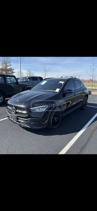 Mercedes-Benz Base GLA 250 4dr All-Wheel Dri — миниатюра 1