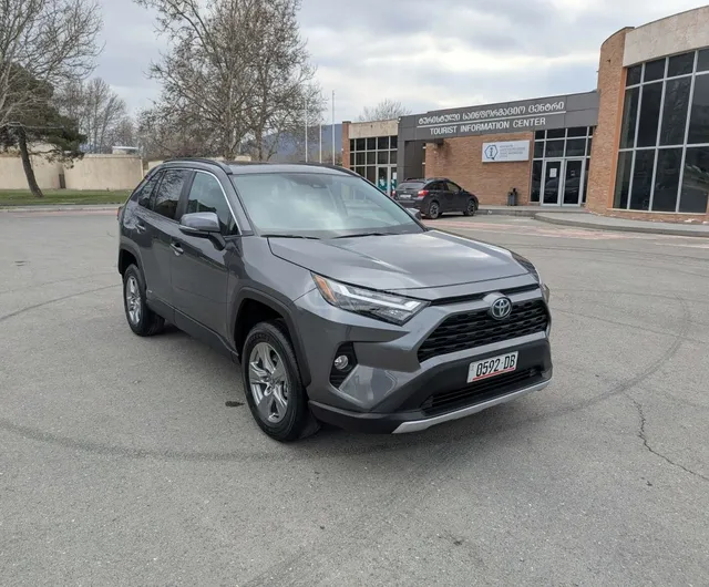 Toyota XLE 4dr All Wheel Drive Automa — миниатюра 1