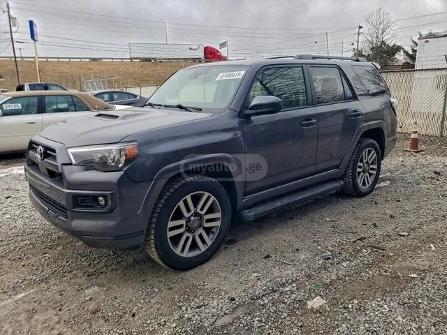 Toyota Limited 4dr 4x4 Automatic — миниатюра 1