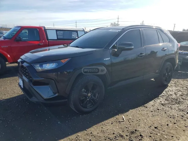 Toyota LE 4dr All-Wheel Drive Automat — миниатюра 1