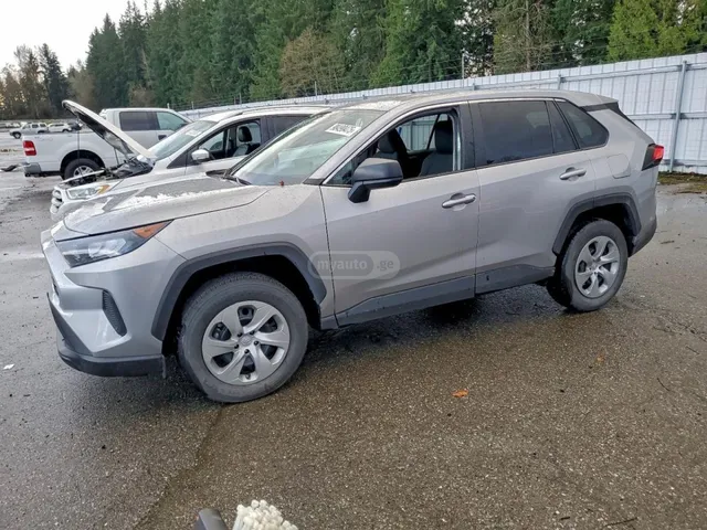 Toyota LE 4dr All-Wheel Drive Automat — миниатюра 1