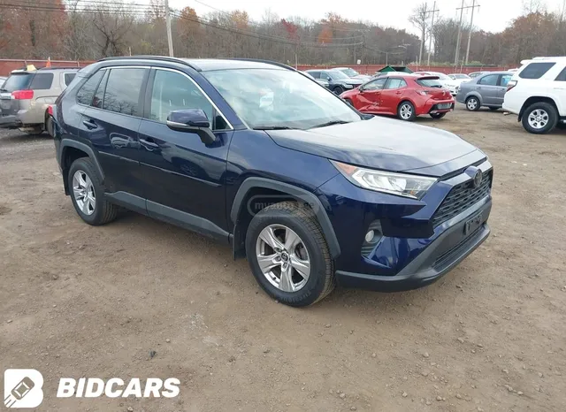 Toyota XLE 4dr All-Wheel Drive CVT — миниатюра 1