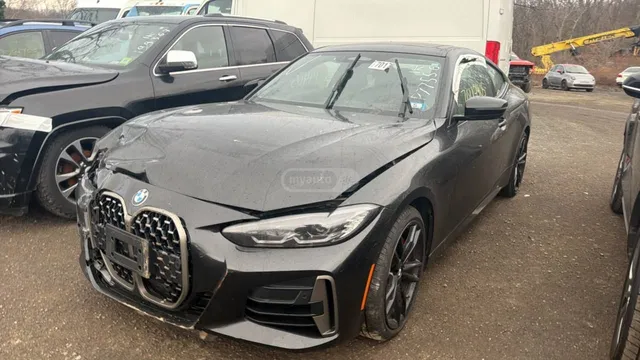 BMW i xDrive 2dr All-Wheel Drive C — миниатюра 1