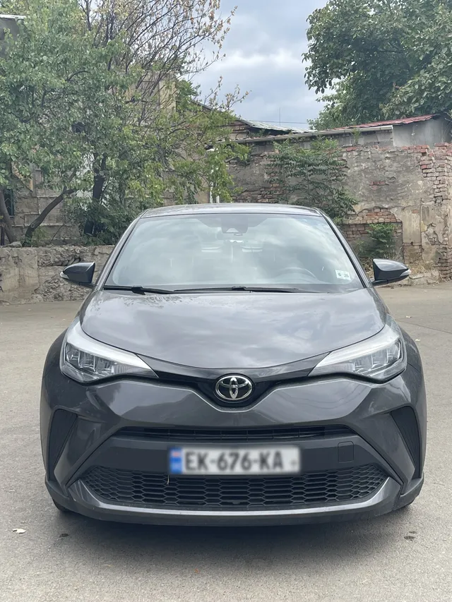 Toyota XLE 4dr Front-Wheel Drive Spor — миниатюра 1