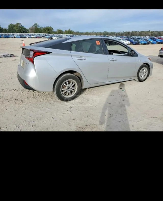 Toyota L 5dr Front-Wheel Drive Hatchb — миниатюра 1